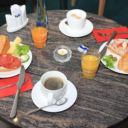 Hotel Brunnen 3*
